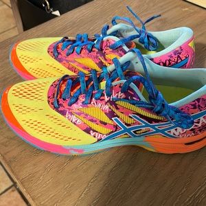 Oasics Gel Noosa tri 10 size 9